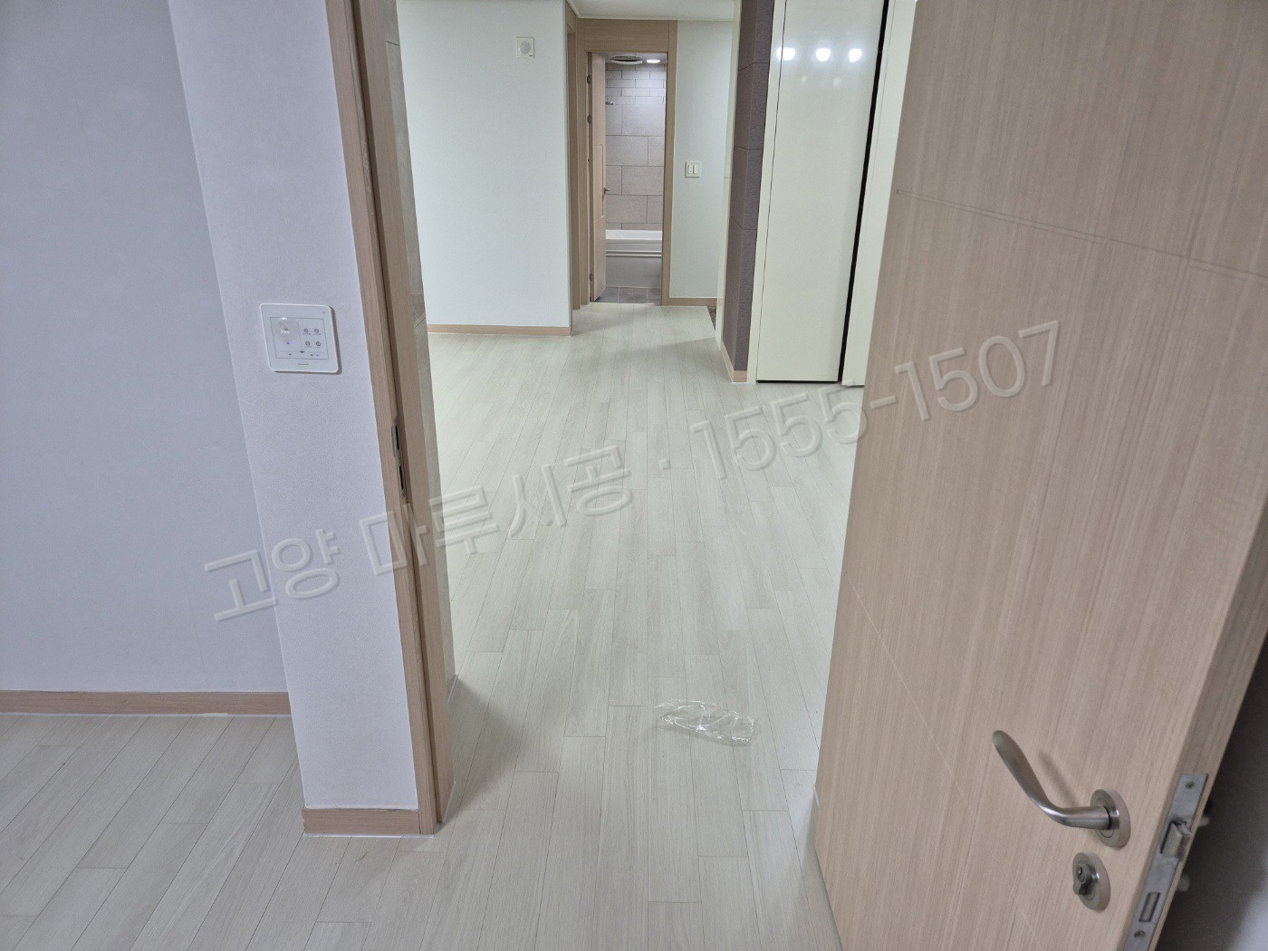 고양 덕양구 강매동 강마루 디앤메종 식스팩3.5 쉐넌화이트 바닥공사 마루시공업체 시공 후
